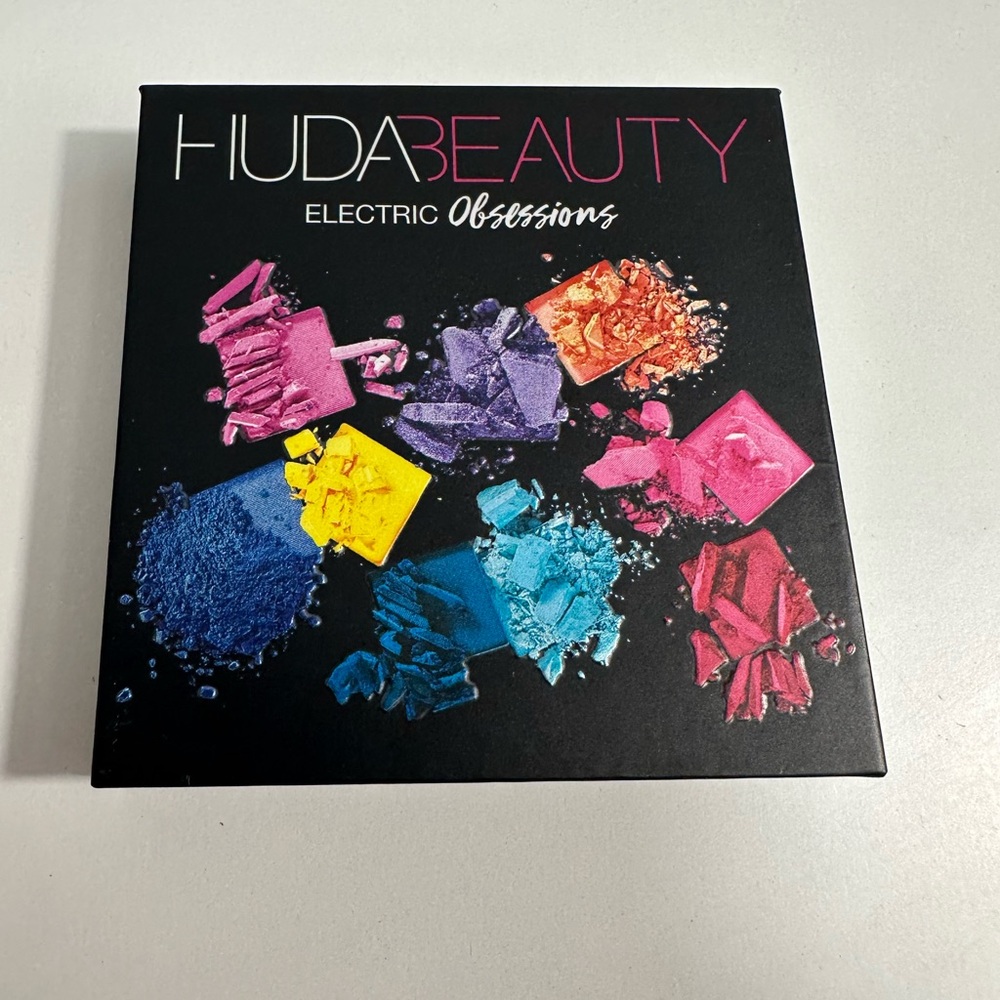 BNIB Huda Beauty Electric Obsessions Eyeshadow Palette